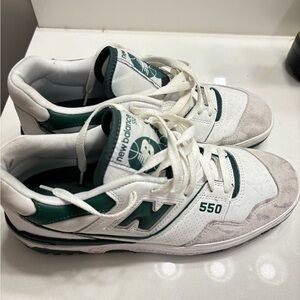 New Balance 550 pre owned. Moving out sale everything must go!